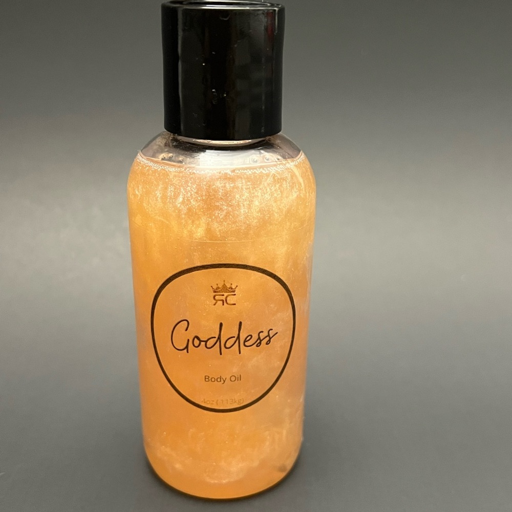 4oz shimmering body oil “Goddess”